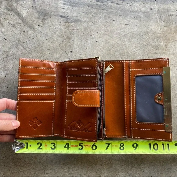 Patricia Nash Wallet Cognac Trifold Cametti Florence Leather EUC - Picture 7 of 8